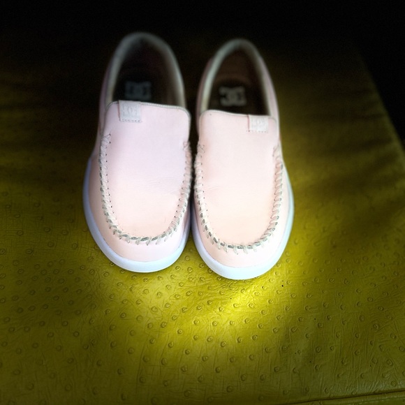 Woman’s DC slip ons - Picture 1 of 4